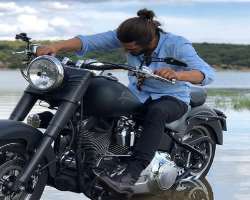 The actor is a motorcycle enthusiast and often goes for a long ride on his bike.